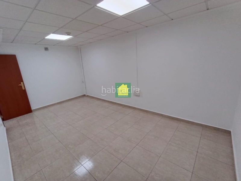 Foto 36080c2c-01a0-4989-b4be-97615939ef51. Planta baixa a Feria Albacete