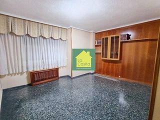 Appartamento in Feria. La casita inmobiliaria vende piso zona centroferia