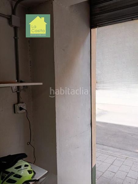 Foto dcda860b-8685-46f8-b9d2-be08b0229805. Local comercial a Centro Albacete
