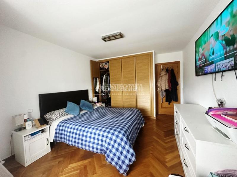 Foto 1d711b70-ce01-40ef-b368-5481c6996ef9. Maison jumelée avec chauffage dans Fresnos I y II Torrejón de Ardoz