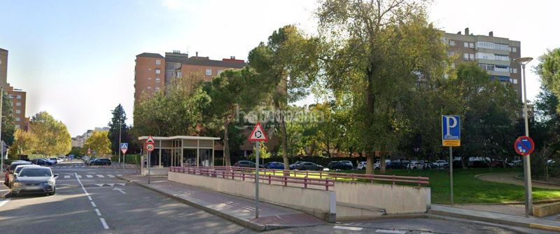 Foto b16b5a0f-e4e9-4ba3-bc74-98c4102926a7. Aparcament cotxe a Veredillas Torrejón de Ardoz