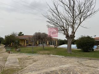 Chalet en Villanueva de la Serena. Chalet en venta en villanueva de la serena
