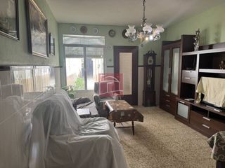 Casa a Villanueva de la Serena. Casa a dos calles con garaje y gran patio