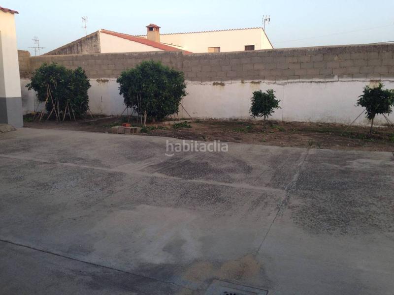 Foto f6a6b744-48b9-457f-bce6-e12541184524. Casa amb aparcament a Casco Antiguo Badajoz