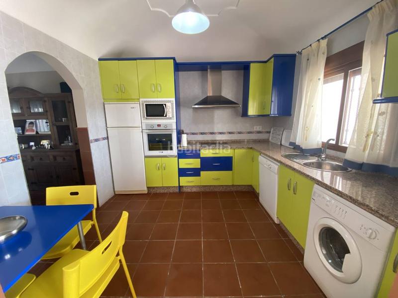 Foto 732a2532-addc-4e1a-850f-7b0b64ae5b8e. Casa amb calefacció a Coronada (La)