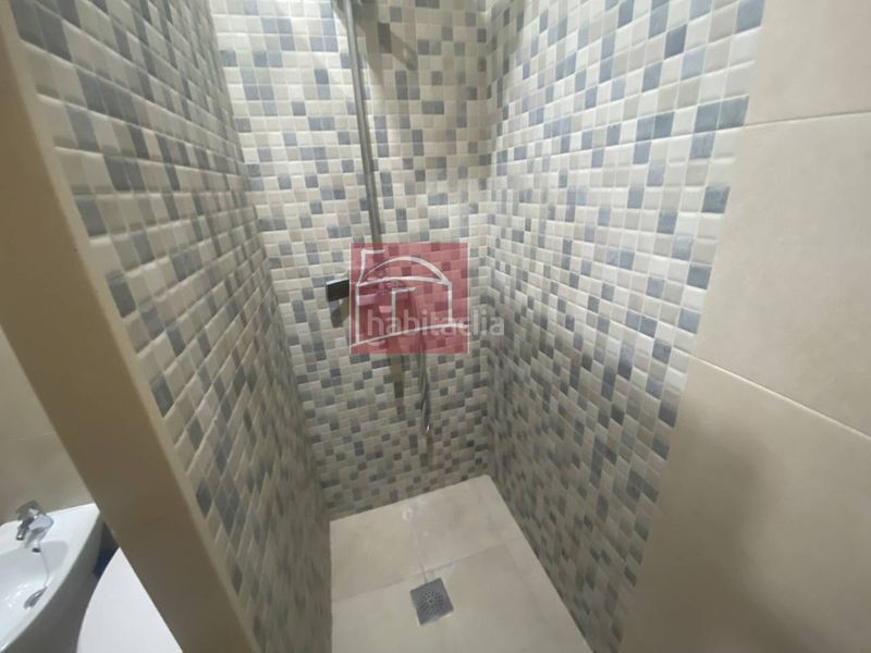 Foto 60e7bfff-c020-4a47-b6b1-9a65db06a9a2. Casa adosada casa en urbanización con piscina y zonas ajardinadas en Villanueva de la Serena