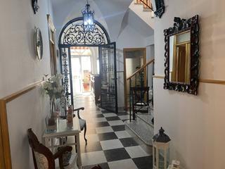 House in Villanueva de la Serena. Casa con buhardilla acondicionada y dos grandes patios