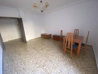 Appartement à Villanueva de la Serena. Piso en edificio sin ascensor con solo dos vecinos