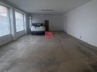 Casa a Villanueva de la Serena. Se vende edificio con garaje