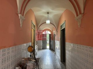 Casa en Villanueva de la Serena. Casa entera para reforma integral cercana a institutos