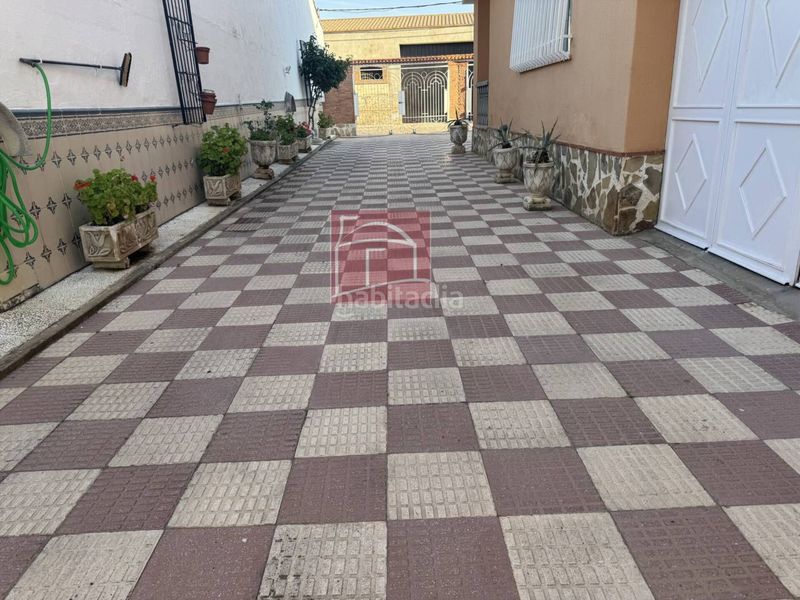Foto 0cc6846b-c652-47cf-8821-f5c6cd436d3c. Chalet  en venta en Villar de Rena