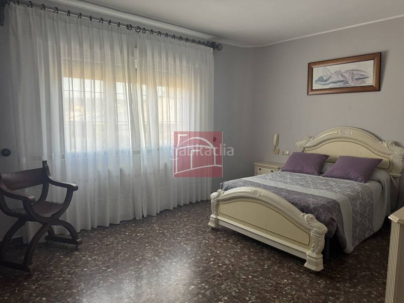 Foto c61ed9f4-49f9-4795-846c-635deb5a3384. Chalet  en venta en Villar de Rena