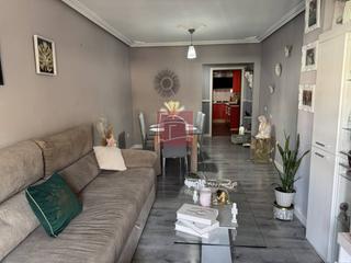 Appartement à Villanueva de la Serena. Piso con garaje y balcón zona los pinos