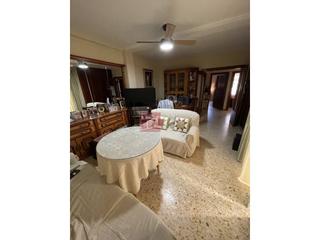 Appartement à Villanueva de la Serena. Piso con amplio balcón sin comunidad