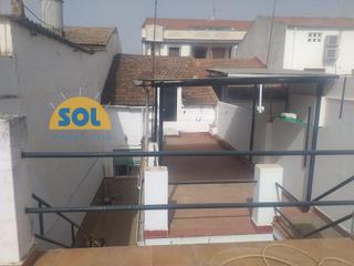 Casa  Calle cermeñuela. Casa de bóveda con 3 dormitorios