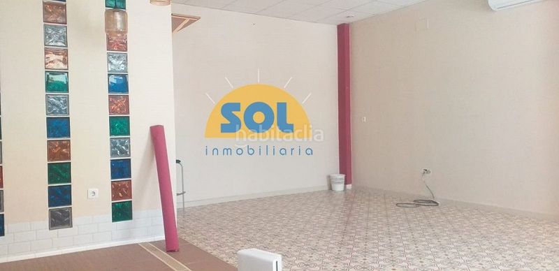 Foto 6beb3ca9-fbc0-488e-9244-929d3cca7c5a. Local comercial a Don Benito