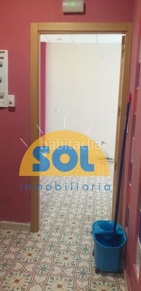 Foto f9f146e1-3556-4a84-8c4f-438f633b5024. Local comercial a Don Benito