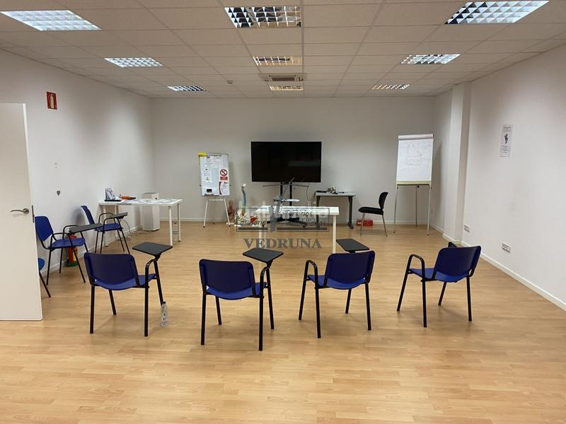 Foto 2469cb8e-6f9c-4995-8ecf-523593aea18d. Capannone industriale in Garrapinillos Zaragoza