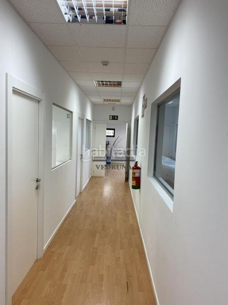 Foto f1e0c08a-d22c-4160-9654-1bf295b360eb. Capannone industriale in Garrapinillos Zaragoza