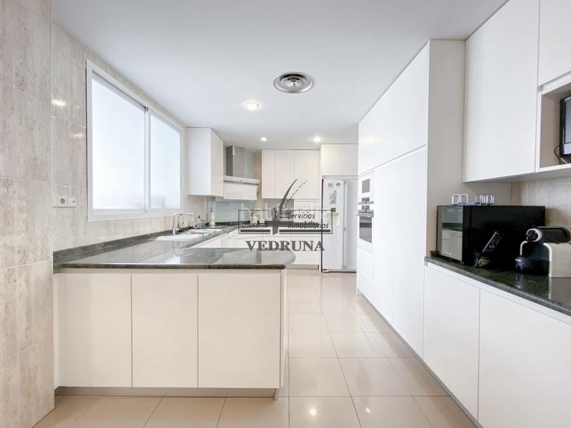 Foto bf72f182-4b6c-4209-9834-d71618391b5b. Dachwohnung mit heizung parking in Paseo Constitución - Las Damas Zaragoza