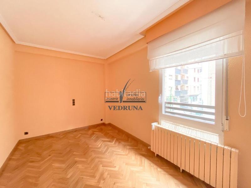 Foto 760c62ff-64a9-4f51-ada6-9f184316e1e5. Etagenwohnung mit heizung parking in Paseo Sagasta Zaragoza