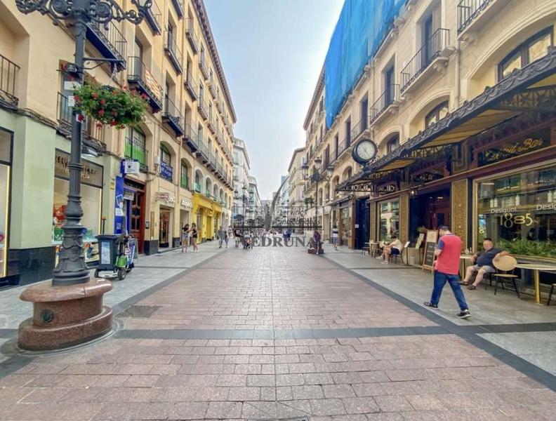 Foto 80af301a-a5ca-4def-93c8-30c4080f7fc6. Attico con riscaldamento in Alfonso Zaragoza