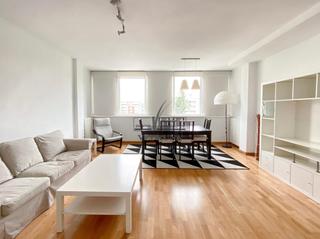 Location Appartement  Paseo de sagasta. Modificar anuncio