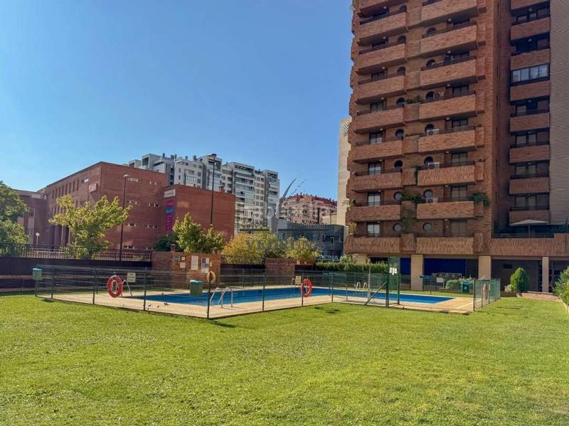 Foto 58d74ce3-c2cf-4115-8c1e-b4280077f6ab. Miete etagenwohnung mit heizung parking pool in Romareda Zaragoza