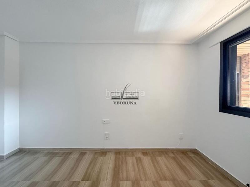 Foto 829e0a59-1445-4c2a-a050-f9147b8102e8. Rent flat with heating parking pool in Romareda Zaragoza