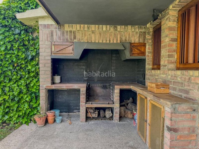 Foto 9fc3ea2a-6b13-4ca1-b12e-7b2181eacade. Casa adossada amb calefacció aparcament piscina a Zaragoza