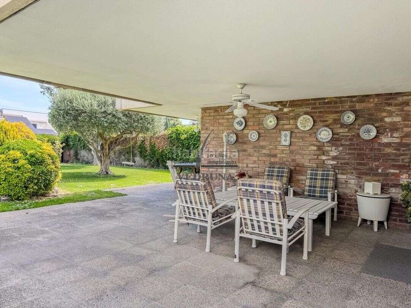 Foto bd956e06-19b9-47cb-8ae8-103895d41a6a. Casa adossada amb calefacció aparcament piscina a Zaragoza