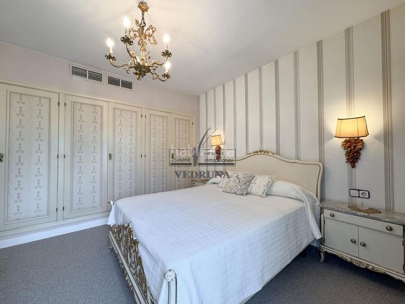 Foto dc242417-d88d-4024-b071-a31ac07a4037. Casa adossada amb calefacció aparcament piscina a Zaragoza