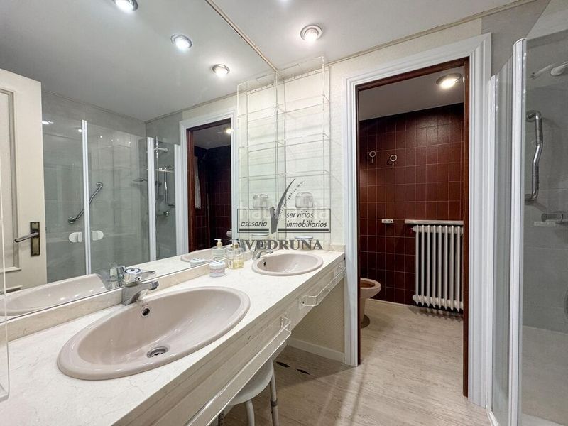 Foto e0cf85db-ecf8-4c14-957f-c2fcba4b6ae8. Casa adossada amb calefacció aparcament piscina a Zaragoza