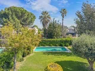 Reihenhaus  Calle alfredo kraus. Exclusivo chalet con piscina y gran jard�n en torres de san lamb