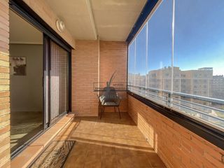 Location Appartement  Calle de miguel labordeta. Bombarda  monsalud, piso exterior con terraza, garaje y trastero