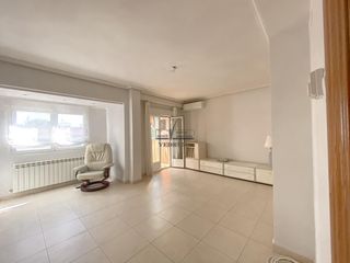 Location Appartement  Parque. Piso en alquiler sin amueblar con terraza  torrero