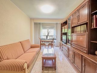 Location Appartement  Calle de la duquesa de villahermosa. Piso de 2 dormitorios en alquiler en duquesa villahermosa  próxi