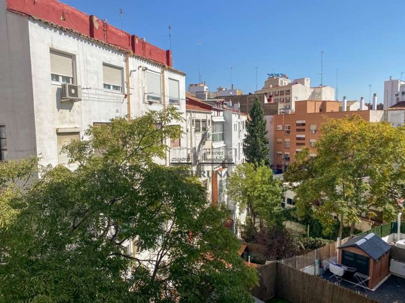 Foto 878f102f-2cca-4e25-8792-a80b4e02488b. Rent duplex with heating in Paseo Sagasta Zaragoza