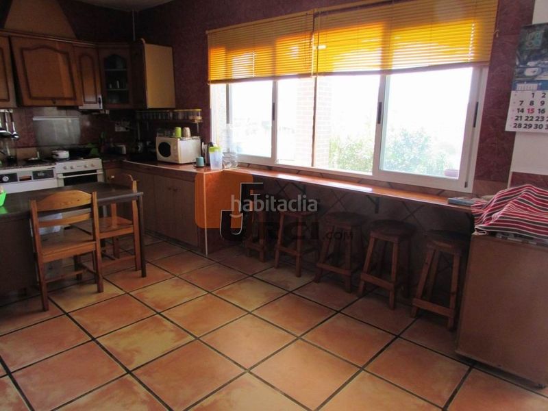 Foto f2041e3e-9f02-4fb8-ae96-dd89a9056860. Casa amb aparcament a Tébar - Los Arejos Águilas
