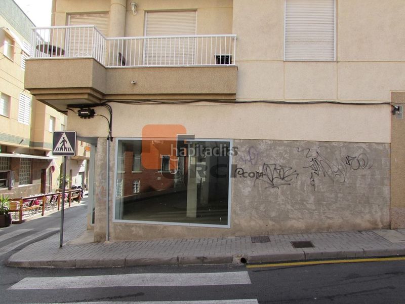 Foto f48eec00-986d-40e1-a0ca-ecf559bccfcb. Local comercial a Casco Antiguo Águilas