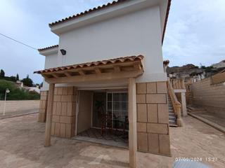 Chalet  Urbanizacion urb todosol. Chalet independiente de 2 plantas, en la urbanizacin de todosol