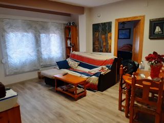 Apartament a Casco Antiguo. Apartamento reformado a pasos de la playa de poniente