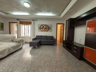 Planta baja en Casco Antiguo. Piso de planta baja en águilas  oportunidad única