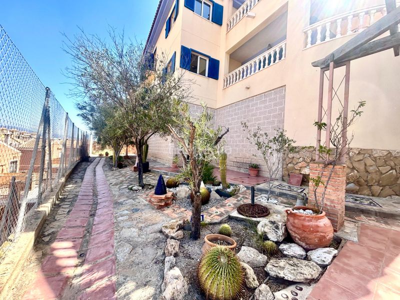 Foto 5b5bde19-560f-4283-995c-21e3e3214598. Edifici a Calabardina Águilas