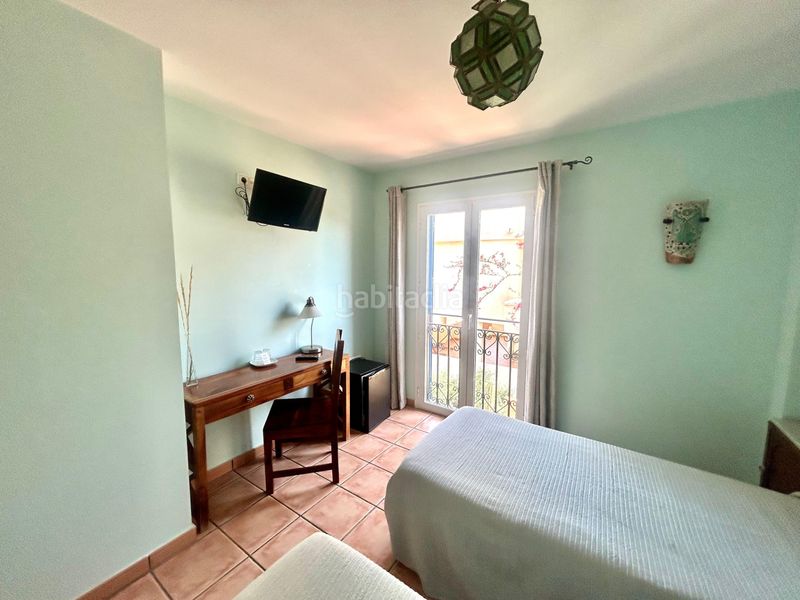 Foto d53b6d1e-bee0-4cef-aaf9-65049c986483. Edifici a Calabardina Águilas