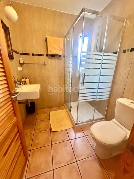 Foto e4df694d-3fcf-4fef-97a2-41671d8a574b. Edifici a Calabardina Águilas