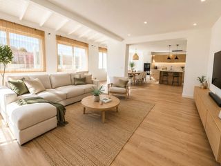 Casa a El Hornillo. Encantador bungalow reformado en águilas  ideal para tu familia