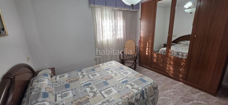 Foto f0ac3ebe-704a-4822-8117-eb3d7ea2a311. Pis a Casco Antiguo Águilas