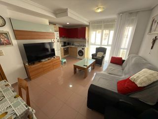 Apartamento en Casco Antiguo. En exclusiva! acogedor apartamento en el centro de águilas a sol