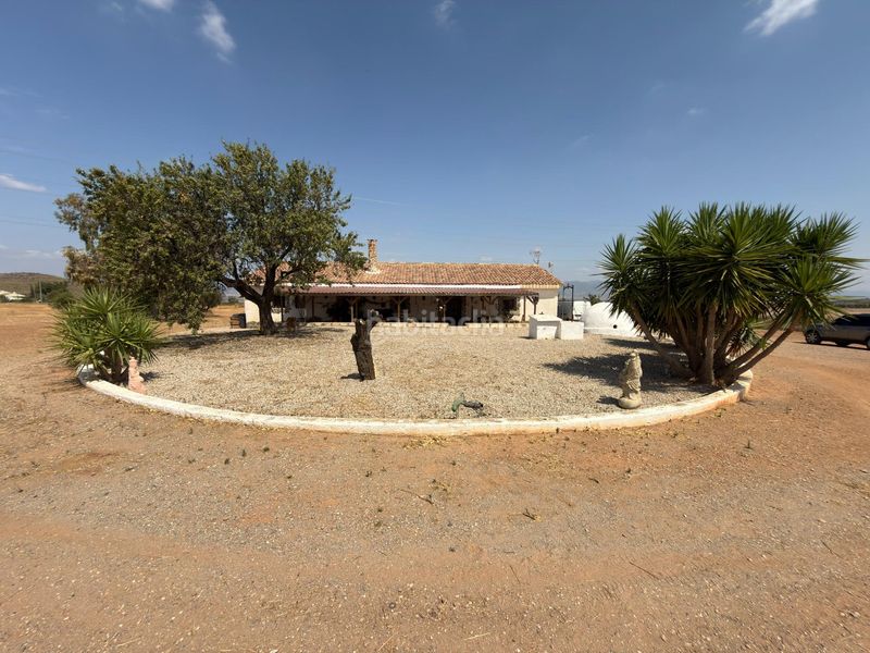 Foto cdaf9d8a-119a-4b9d-b31e-bf8f4ba448fd. Maison avec parking piscine dans Aguaderas Lorca